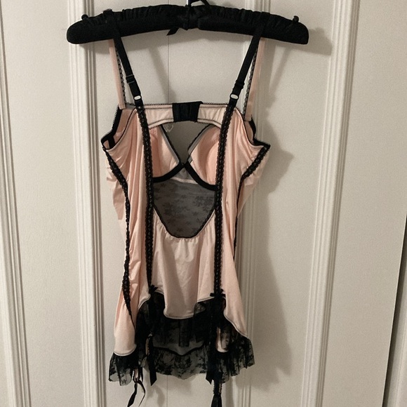 B tempt’d lingerie with thong - Picture 4 of 4